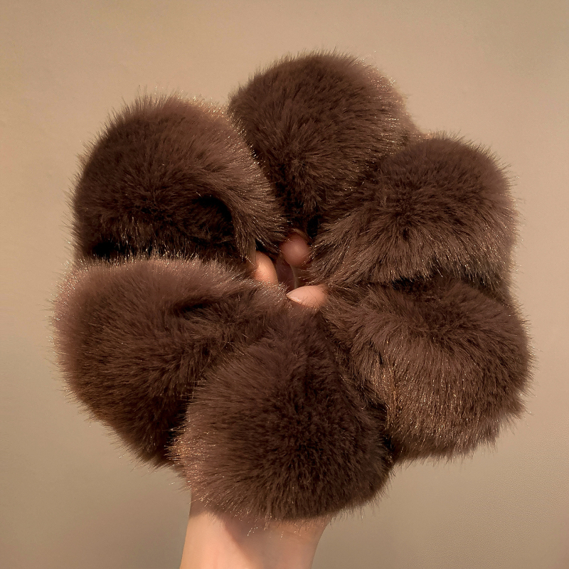 Плюшена гумка за коса — ръчна изработка, винтидж ретро стил, без инкрустирани елементи, зима 2025