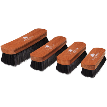 Famaco kurpju otu no zirga matu – tīrīšana un spīdums