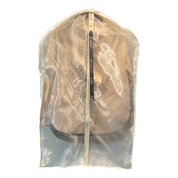 Bella kolmemõõtmeline hingav tolmukaitse norkmantlile — kõrge kvaliteediga riidekott riputamiseks