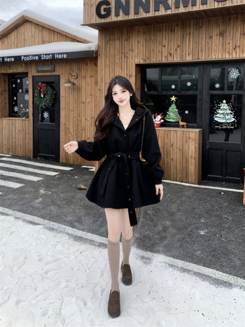 Вълнено палто с лампен рукав, качулка, 70–80% полиестер, зима 2025, елегантен градски стил