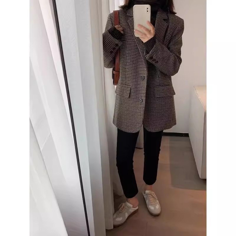 Sieviešu kokvilnas jaka ar režģa rakstu, japāņu-korejiešu brīvā stila, kažokādas apkakle, vienas rindas pogu aizdare