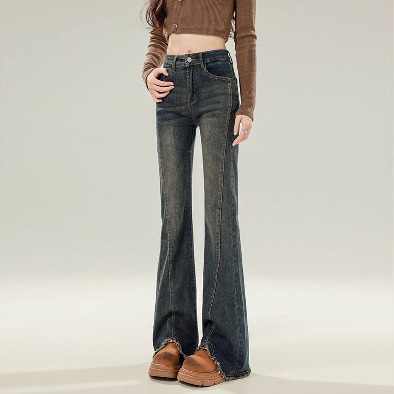 Sieviešu džinsi no denima - augsts viduklis, brīvs piegriezums ar viegli platāku kāju, brūšēts denims, 50–70% kokvilnas, Pavasaris 2025