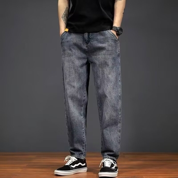 Τζιν με χαλαρή εφαρμογή και ευθεία γραμμή, μεσαία μέση, φερμουάρ, ύφασμα Modal