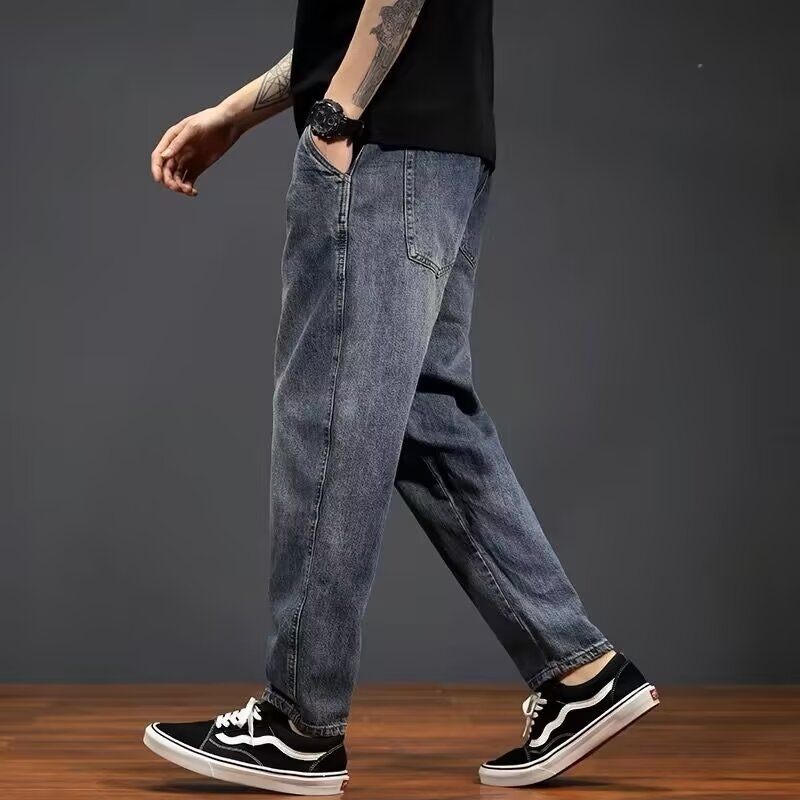 Τζιν με χαλαρή εφαρμογή και ευθεία γραμμή, μεσαία μέση, φερμουάρ, ύφασμα Modal