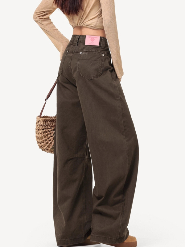 Sieviešu džinsi no kokvilnas, augsts viduklis, plašs piegriezums, 70–80% kokvilna, ziemas kolekcija 2025, izsmalīgs pilsētas stils