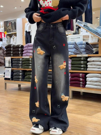 Izšūtas sieviešu džinsi ar platām kājām, augsts viduklis, 70–80% kokvilna, Ziemas 2025