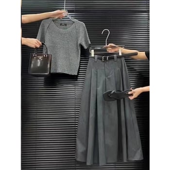 Top și fustă în costum cu croială A, detalii colaj, model solid, mâneci 3/4, poliester 70–80% + 30–50% material secundar