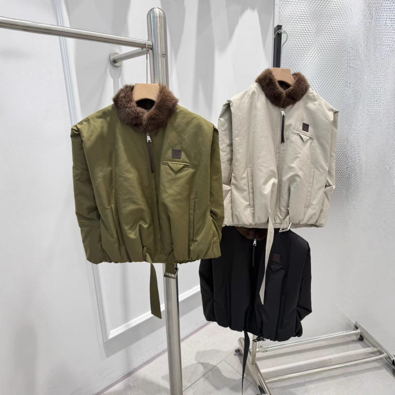 Ženski down vest s ovratnikom od norkine kože, korejski stil, zatvarač, opušten kroj, jesen 2025
