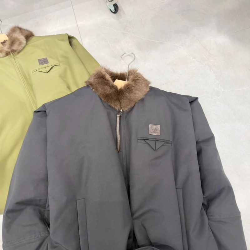 Ženski down vest s ovratnikom od norkine kože, korejski stil, zatvarač, opušten kroj, jesen 2025