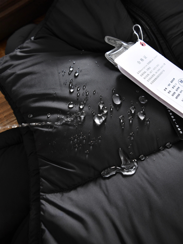 Мъжки пухен жилет с висока яка, пух 86–90%, пълнеж 98–123 g, цип, без качулка, зимен модел 2025, свободна кройка