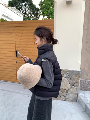 Корейски стил ръбеста пухена жилетка за жени, есен-зима, 1118-157Z, свободна кройка, дълга дължина, пух от патица 51–55%, основна материя полиестер