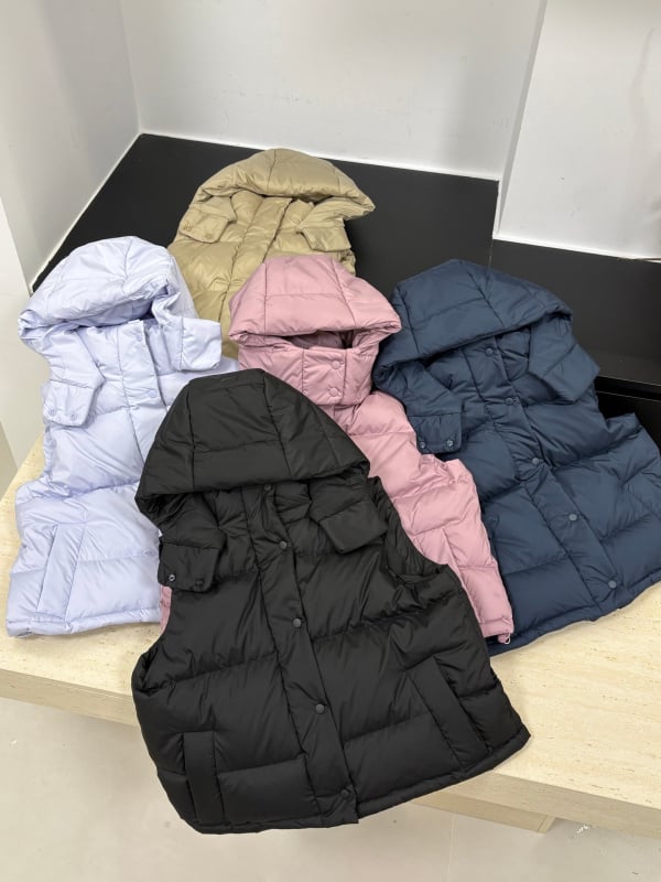 Γυναικείο γιλέκο με κουκούλα από πάπια пух, κοντό μήκος, φερμουάρ, πολυεστέρας, χαλαρή γραμμή, χειμερινή σεζόν 2025