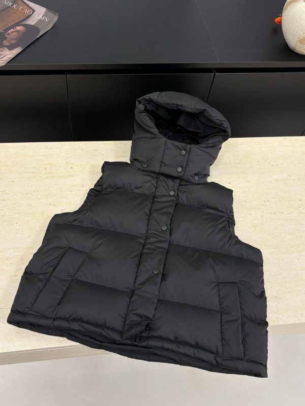 Γυναικείο γιλέκο με κουκούλα από πάπια пух, κοντό μήκος, φερμουάρ, πολυεστέρας, χαλαρή γραμμή, χειμερινή σεζόν 2025