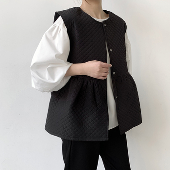 Podstavljeni prsluk s okruglim izrezom, volani na rubu, poliester, širok kroj