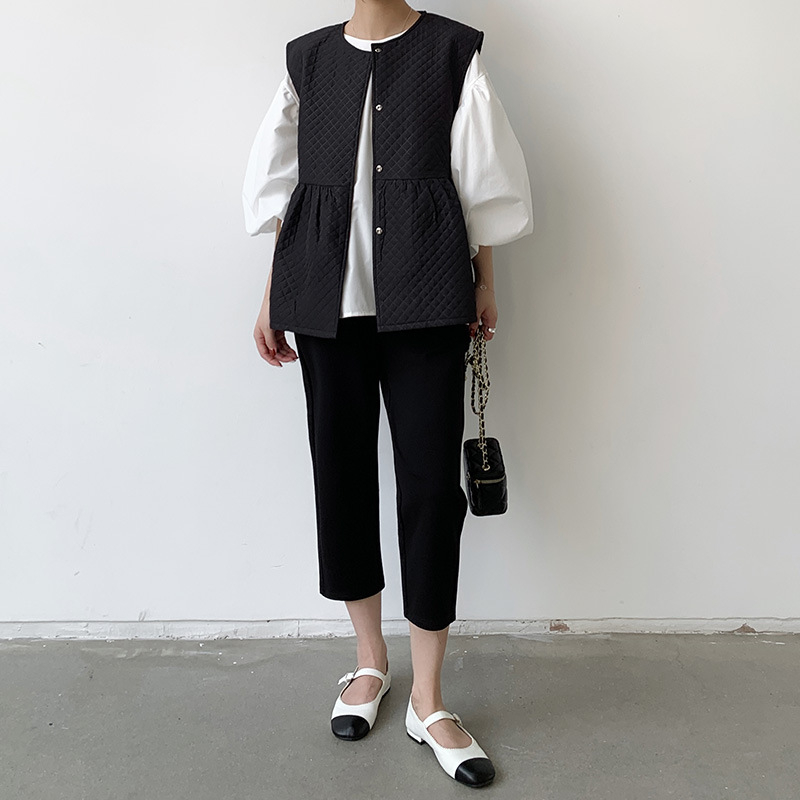 Podstavljeni prsluk s okruglim izrezom, volani na rubu, poliester, širok kroj