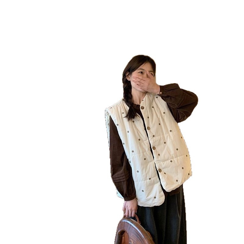 Vesta od chenila s 90–95% elastana, polo ovratnik, duljina 50–65 cm