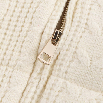 Дамска дебела плетена памучна жилетка със стояща яка и цип, полиестерен плат 70–80%, пълнеж: полиестер-памук, модел: едноцветен, зима 2025