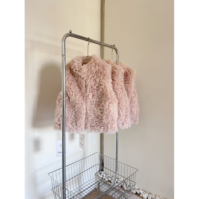 Γυναικειο γούνινο γιλέκο με κουκούλα, από οικολογικά φιλικό μαλλί, με μίγμα πραγματικής και συνθετικής γούνας, επένδυση από βαμβάκι, ψηλό γιακά