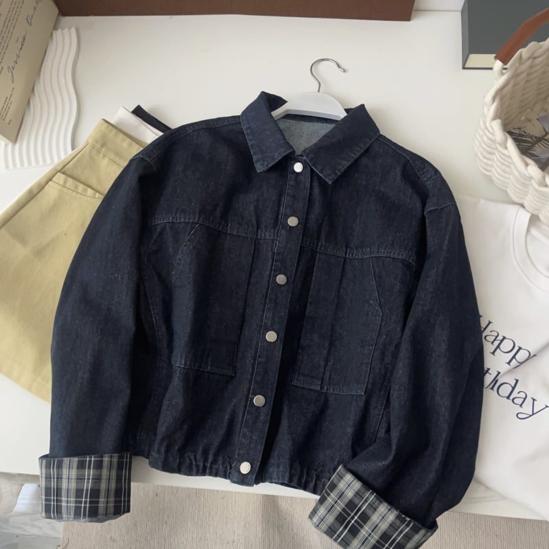 Ženska denim kratka jakna, slobodan kroj, polo ovratnik, dugi rukavi, pamučna tkanina s elastanom