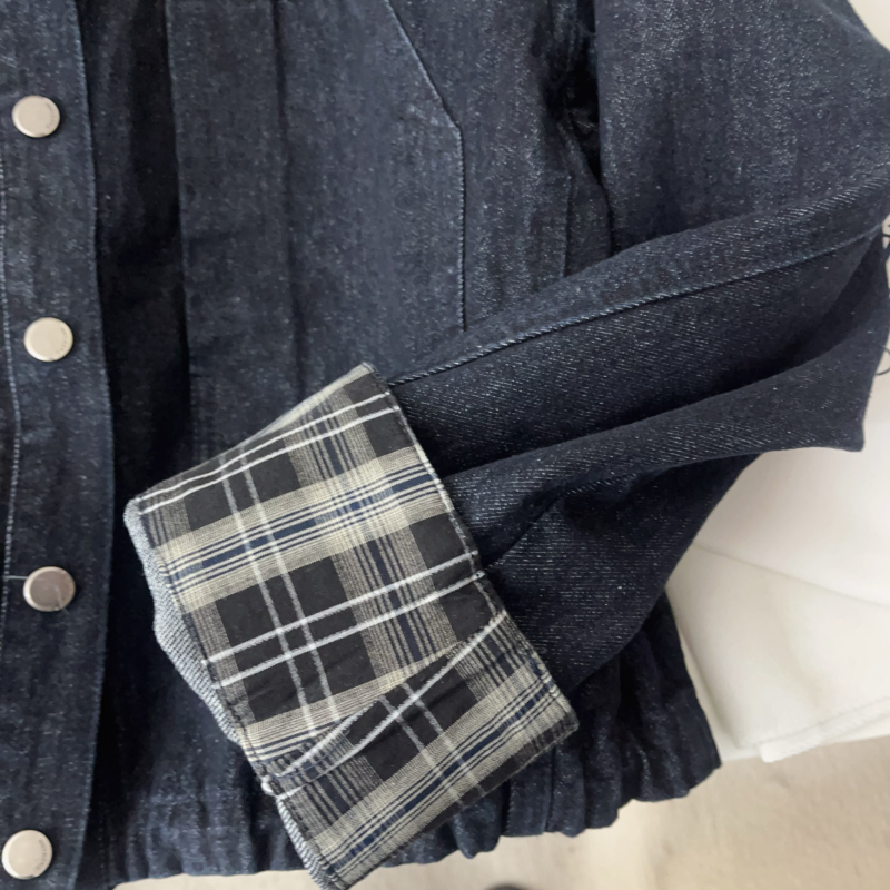 Ženska denim kratka jakna, slobodan kroj, polo ovratnik, dugi rukavi, pamučna tkanina s elastanom