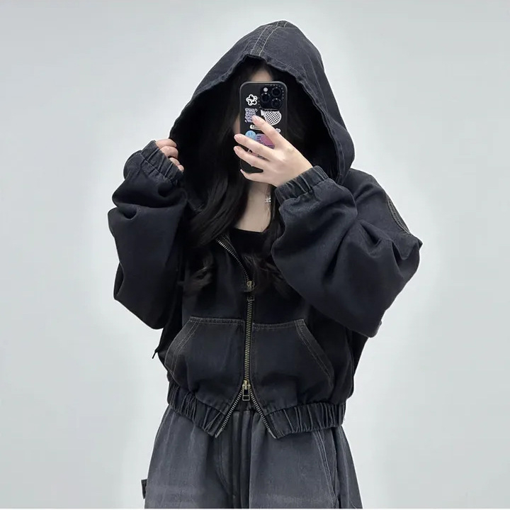 Ženska denim jakna s kapuljom, ležernog kroja, dvostruki zatvarač, kratka duljina, jednobojni uzorak, poliester materijal