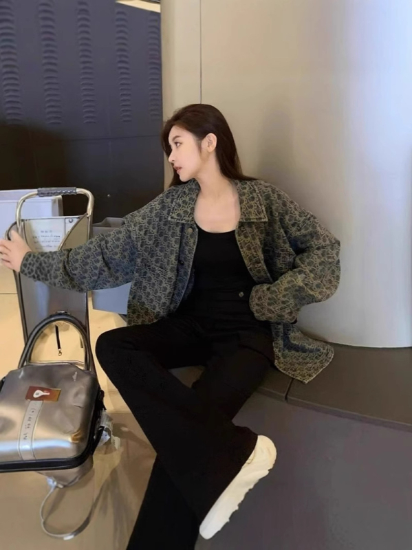 Дънково яке, корейски свободен стил, свободен силует, поло яка, дълги ръкави, средна дължина