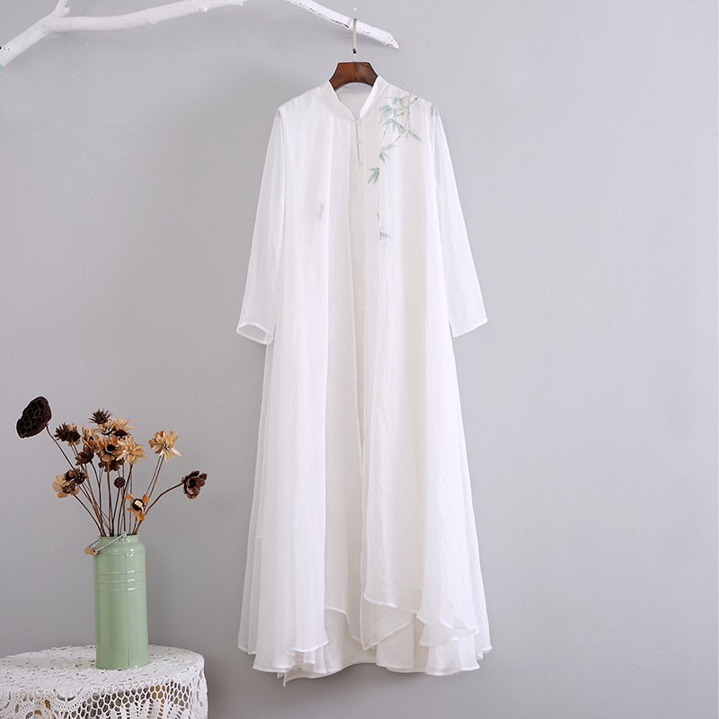 Ženska ljetna haljina s kineskim stilom od Tencel Jacquard materijala, A-linijskog kroja, midi duljine, stojeći ovratnik, rukavi do lakta, ručno oslikan dizajn
