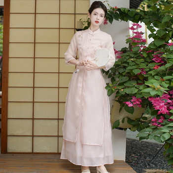 Ķīnas stila izšūtais tējas tērpu komplekts ar elastīgu jostu, vidēja garuma, 3/4 piedurknes, ikdienas Zen iedvesots (Audums: kokvilnas diegi; Galvenais materiāls: kazas āda; Izlaiduma gads/sezona: universālais modelis)