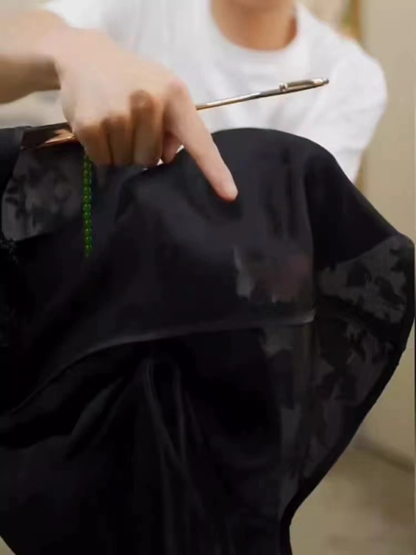 Īss piedurknēm topā jaunā ķīniešu stilā ar zen iedvesmu • Vasaras 2023 izlaidums • Audums: Cits • Galvenā auduma sastāvs: Cits