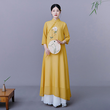 Рокля вдъхновена от ханфу, есенен ROC стил, Zen чай мотиви, принтована шифонена рокля с колаж детайли; материя: смеси химически влакна; основна материя: полиестер; подплата: 70%; техника: колаж/сливане; сезон: есен