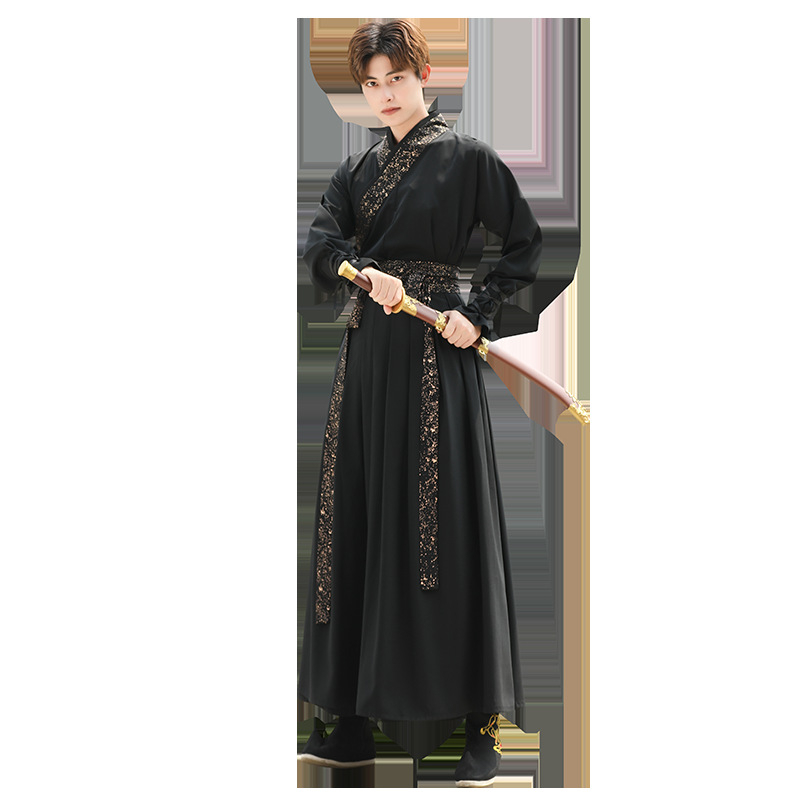 Ханфу китайски стил: къса ругун със кръстосан jaka и позлатена бродерия; метална коприна тъкан; кожа от коза; лято 2023