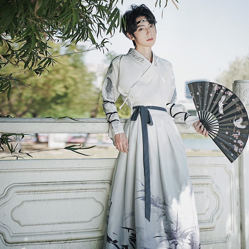 Hanfu unisex cu broderie gradientă, material poliester, Jiangnan, vara 2022