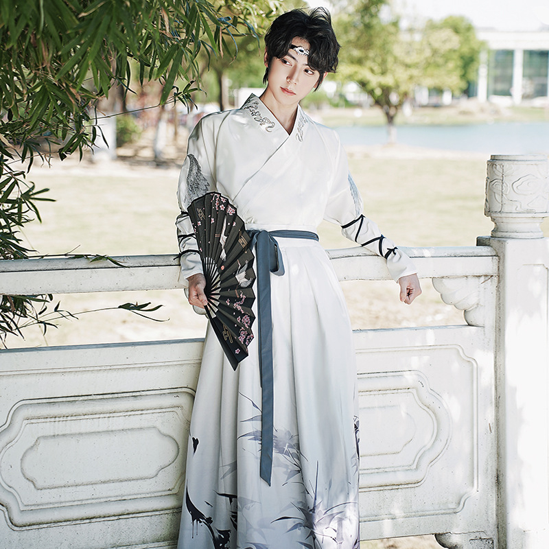 Hanfu unisex cu broderie gradientă, material poliester, Jiangnan, vara 2022