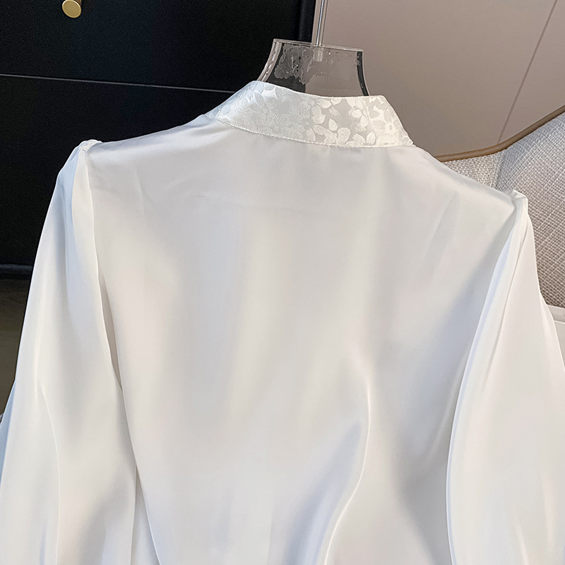 Cămașă de jacquard cu mânecă lungă, guler înalt și nasturi-nod – Jiangnan, poliester, conținut poliester 70–80%, primăvara 2025