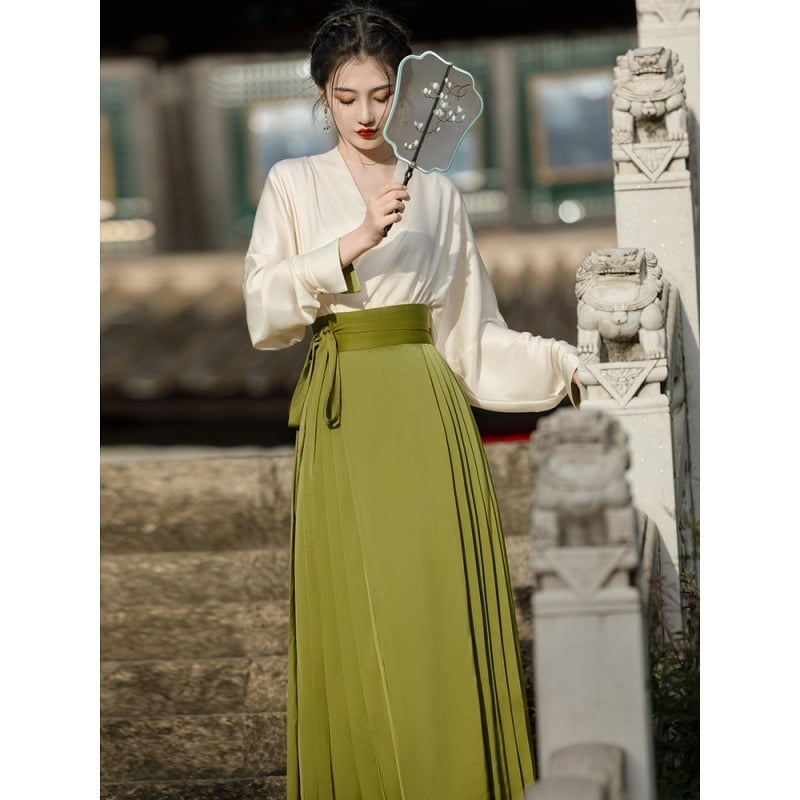 Hanfu dvostruki set s Horse-face suknjom i topom; materijal: regenerirana celulozna vlakna 50-70%; proljeće 2023; pogodno za Hanfu događaje