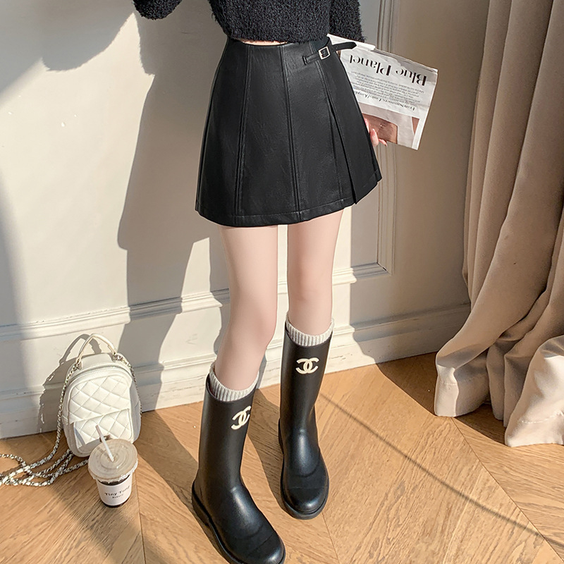 PU δερμάτινα σορτς με ψηλή μέση, σε Α-γραμμή φούστα-παντελόνι, Harajuku στυλ, ραφή με τμηματική κατασκευή, μίγμα Spandex