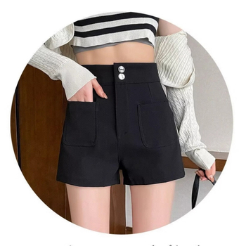 Γυναικεία φαρδιά σορτς σε γραμμή Α με patchwork, πολυεστέρας, μέση, μήκος ¾