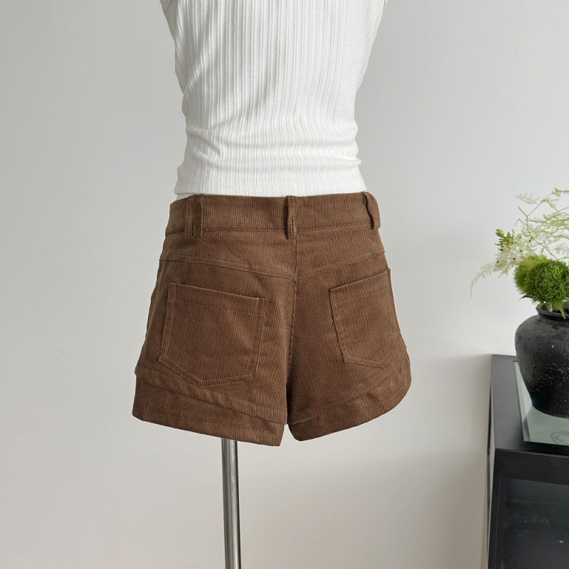 Corduroy lühikesed püksid madala vöökoha, kolmveerand pikkus, vaba lõige, mikroelastsus