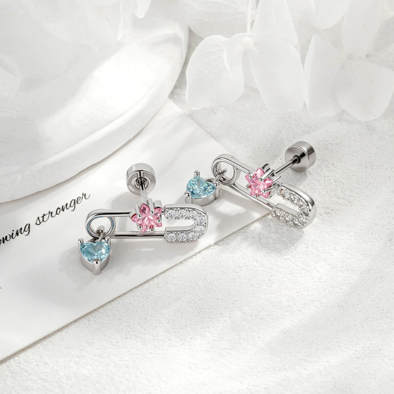 Ausies kremzlės piercing – širdies formos, klipo dizainas, cirkonio kristalas, elektroplatintas metalas