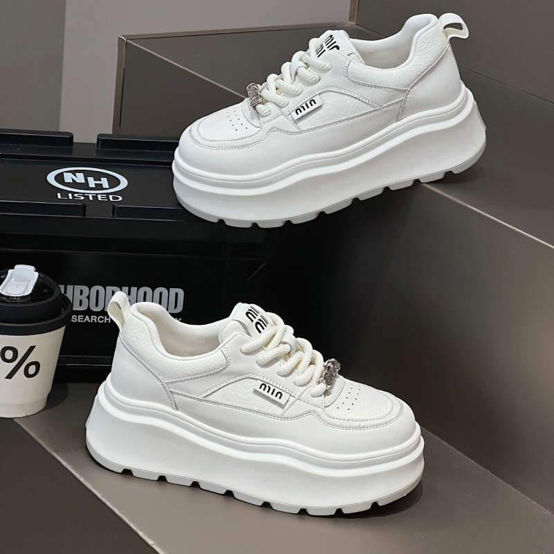 Pantofi sport pentru femei cu platformă, înălțime a tocului 6–8 cm, piele naturală, stil casual zilnic, Primăvara 2025