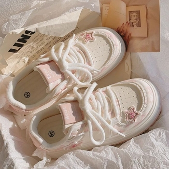 Дамски ежедневни кецове със синтетично кожено горнище, гумена подметка, нисък връх, връзки отпред, повишаване на височината, дишащи, противохлъзгащи.