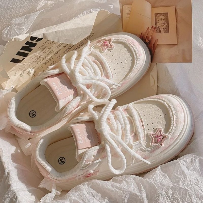 Дамски ежедневни кецове със синтетично кожено горнище, гумена подметка, нисък връх, връзки отпред, повишаване на височината, дишащи, противохлъзгащи.