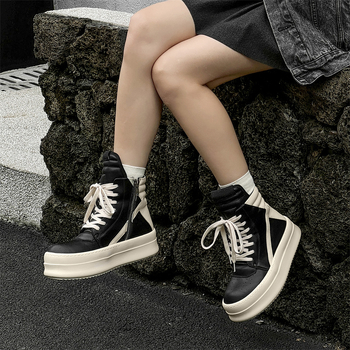 Ghete Martin: două straturi de piele de vită la partea superioară, talpă din cauciuc, vârf rotund, toc pătrat 3-5 cm, stil de iarnă