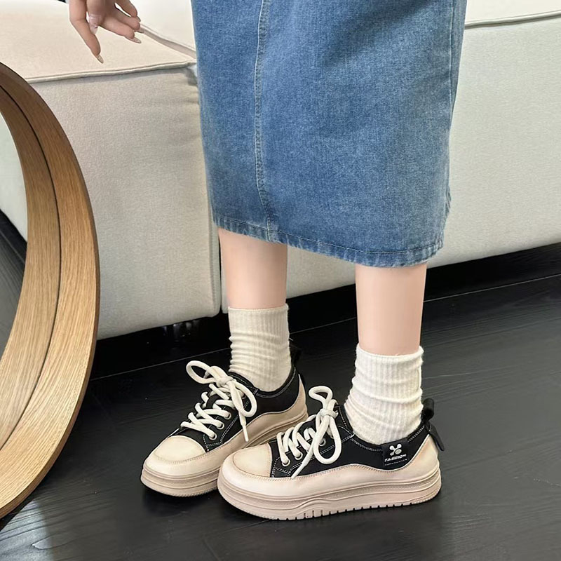 Pantofi sport din piele naturală pentru femei, partea superioară din piele de vită în două straturi, închidere cu șireturi, talpă din cauciuc cu platformă