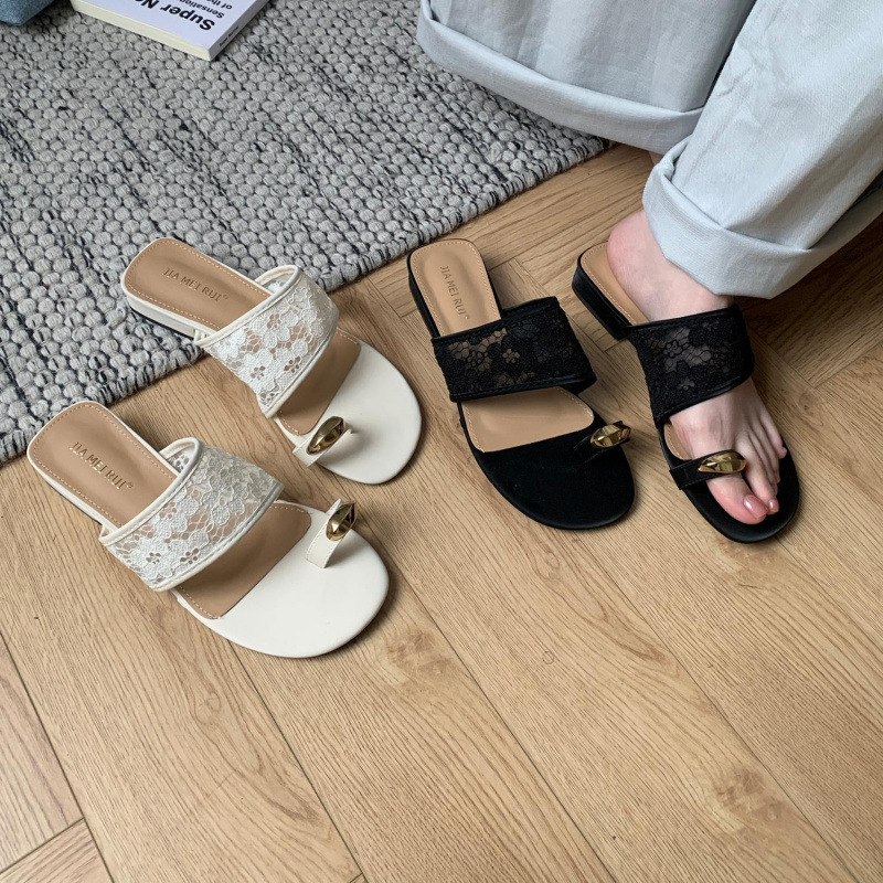 Sieviešu Slip-On sandales ar aizvērtu pirkstu un režģa augšdaļu, ikdienas stil, plakana papēde, vasara 2025