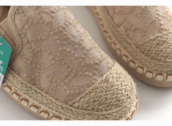 K839 Ženske platnene loaferice s debelim podom, izvezeni detalji od slame i konopljinog užeta – slip-on loafers ribarskog stila