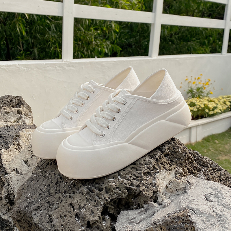 Ženske platnene tenisice casual s okruglim nosom, platneni gornji dio, gumena potplata, skriveni 6-8 cm potpetice