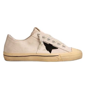 Kényelmes uniszex vászon sneaker, retro distressed megjelenés és rejtett sarok, alacsony felső, gumitalp