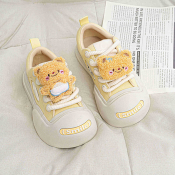 Unisex kanvas spordijalanõud ümmarguse varbaotsaga (TPU tald; keskmise kõrgusega ülaosa 3–7 cm; sünteetiline karusnaha vooder)