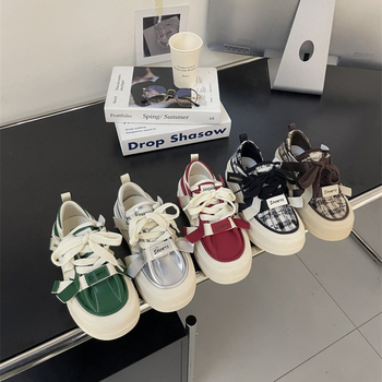 Birchani női vastag talpú loaferek, felső rész tehénbőr, kerek orr, platform 5 cm, semleges stílus